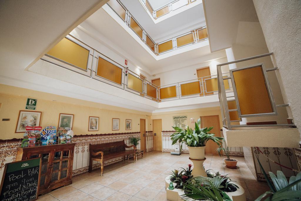 Apartamentos Palm Court ベニドルム エクステリア 写真